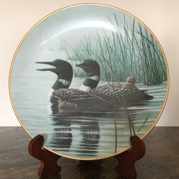 2/$40 Voice of the North Decorative Plate 'Keeping Them Safe' Don Li-Leger - Picture 1 of 10